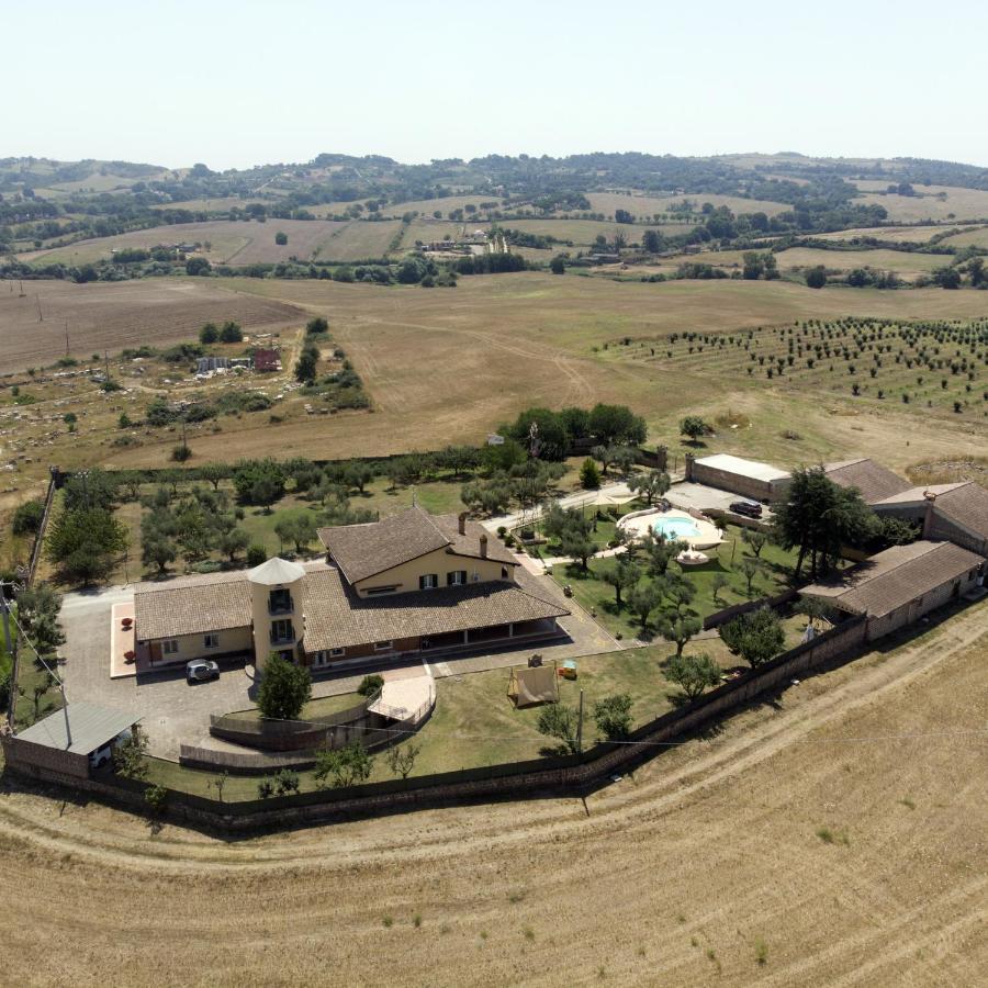 Villa Il Granaio Del Pavone Nepi Exterior foto