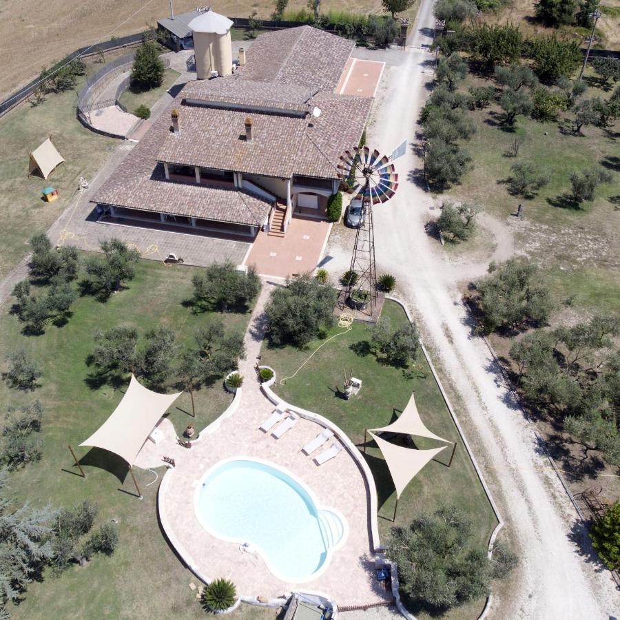Villa Il Granaio Del Pavone Nepi Exterior foto