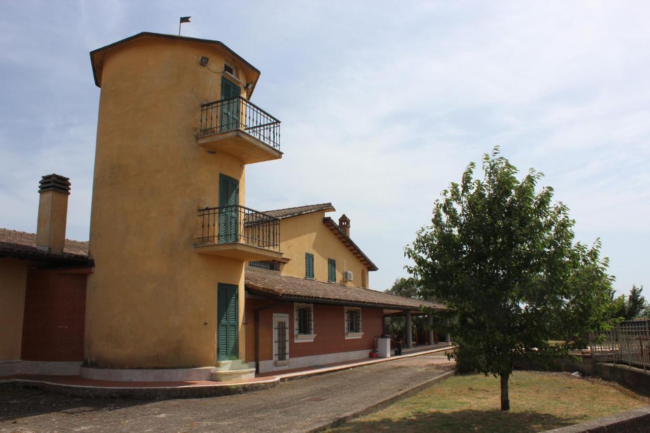 Villa Il Granaio Del Pavone Nepi Exterior foto