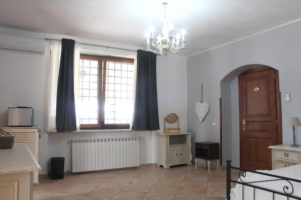 Villa Il Granaio Del Pavone Nepi Exterior foto